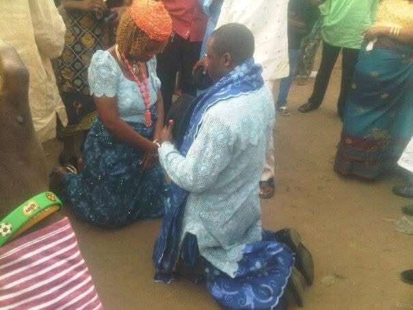 On bended knee — a couple married through Richy Mature Singles